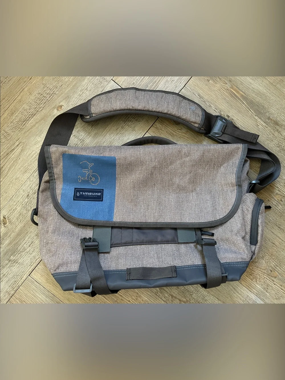 Timbuk2 Medium Messenger Bag Woven Tan & Gray - Clean and Excellent condition